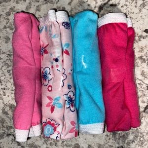 New- Toddler girl 2T-3T Hanes panties. Only 4 Pair.